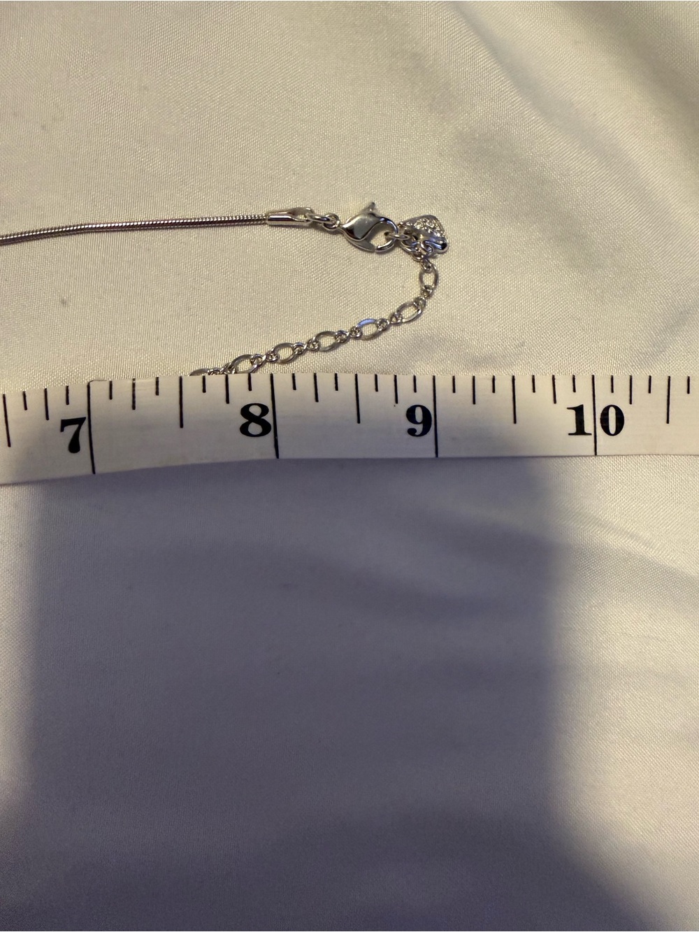 Swarovski pendant w/a distinctive interlocking design with clear pavé crystals - Picture 6 of 6